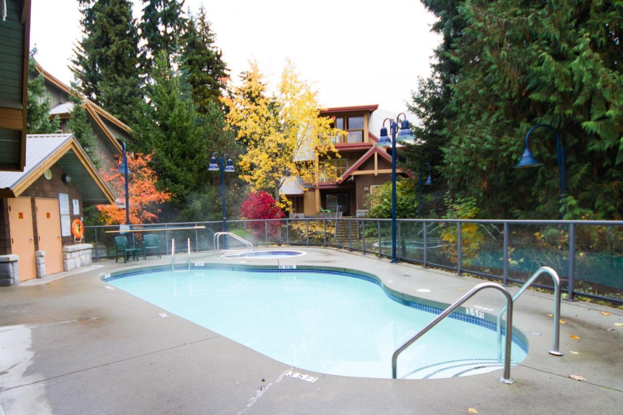Ferienhaus Amazing Location With Private Hot Tub By Harmony *